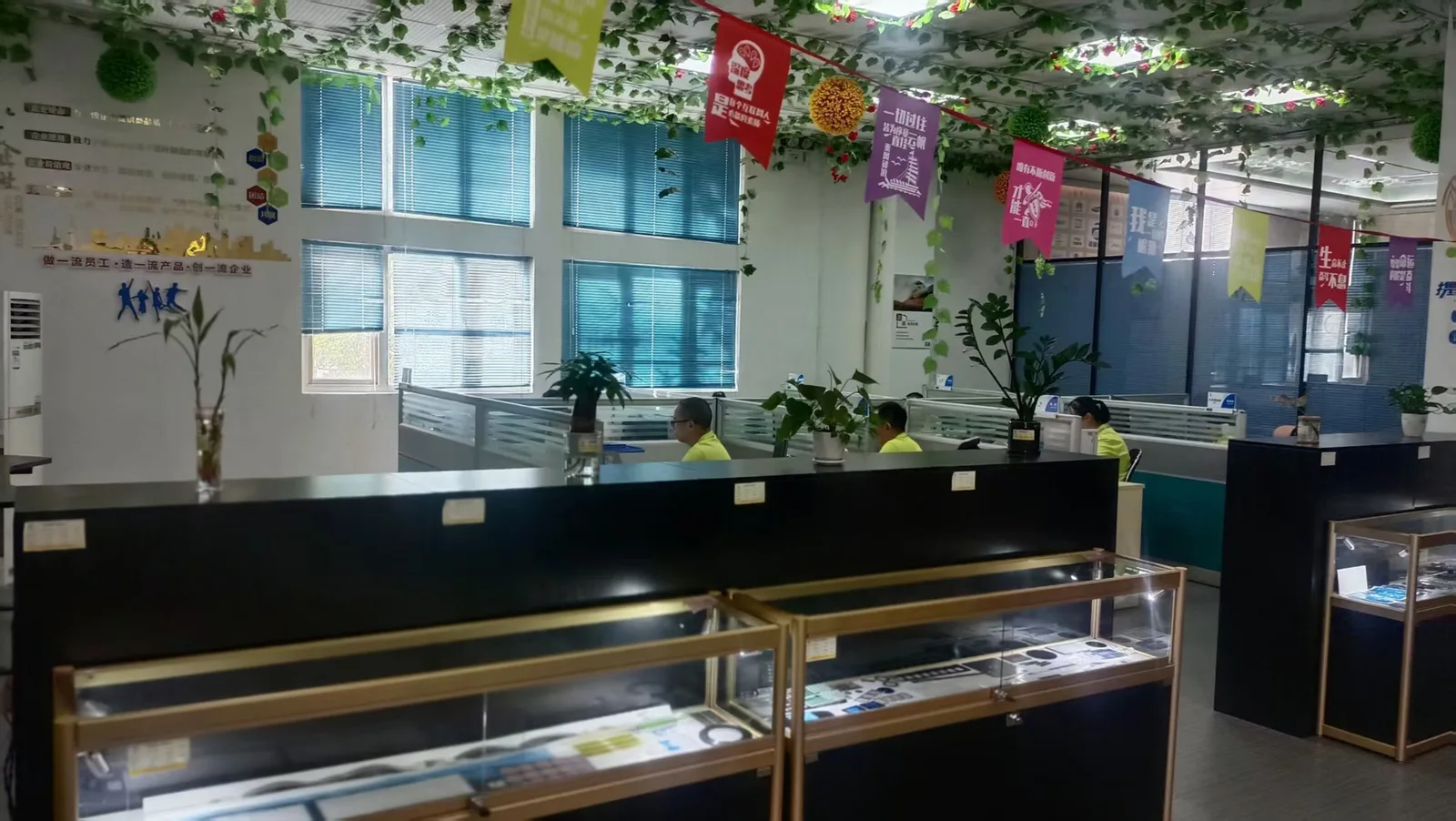FLEXCEND engineering office and sample showroom